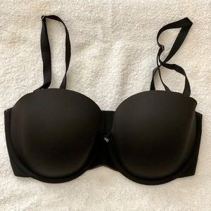 Victoria’s Secret Strapless bra